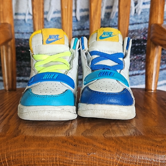 Toddler Nike Air Jordan Legacy 312 Blue Lagoon/Clear-Team Royal SIZE 5C - Picture 2 of 3